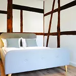 Altstadt Duo - 6 Personen- 2 Baeder- Parkplatz- Waschmaschine Apartmán