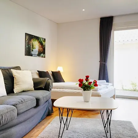 Altstadt Duo - 6 Personen- 2 Baeder- Parkplatz- Waschmaschine Appartement *