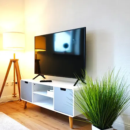 Apartment Altstadt Duo - 6 Personen- 2 Bäder- Parkplatz- Waschmaschine Wolfsburg