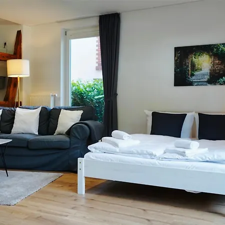 Apartment Altstadt Duo - 6 Personen- 2 Bäder- Parkplatz- Waschmaschine