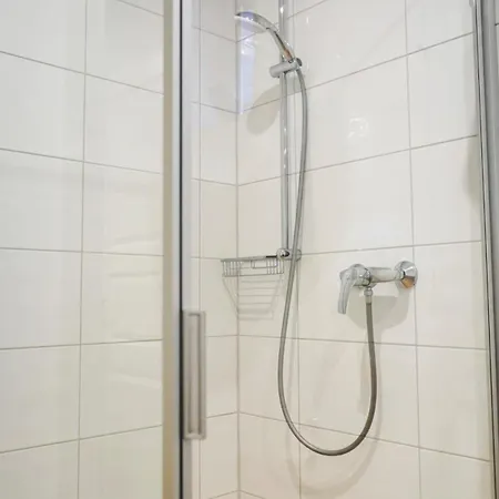 Apartment Altstadt Duo - 6 Personen- 2 Bäder- Parkplatz- Waschmaschine *